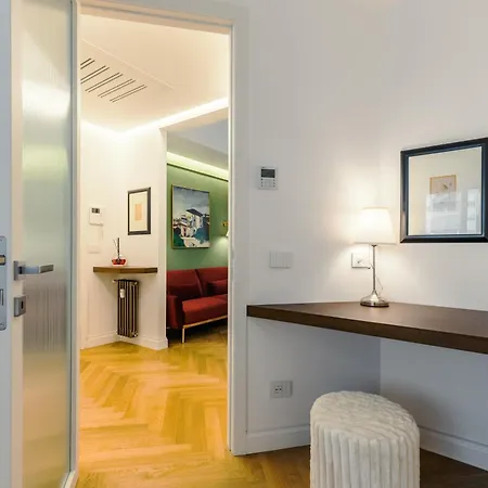 Apartment Chigi *